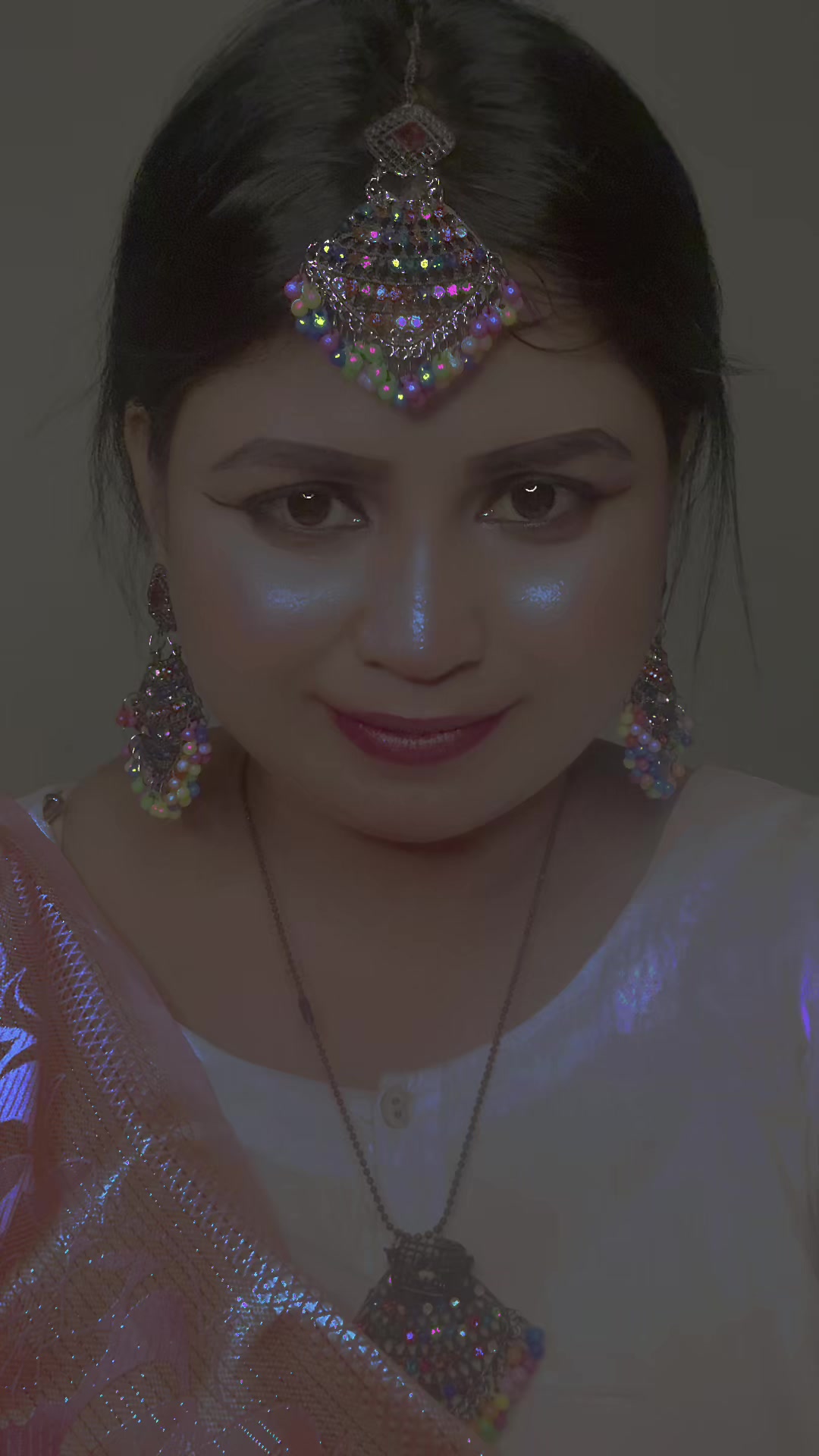 @Sharmin Shila cream apađ
