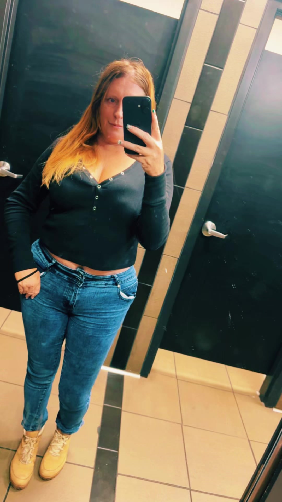 @medusabikerbabe