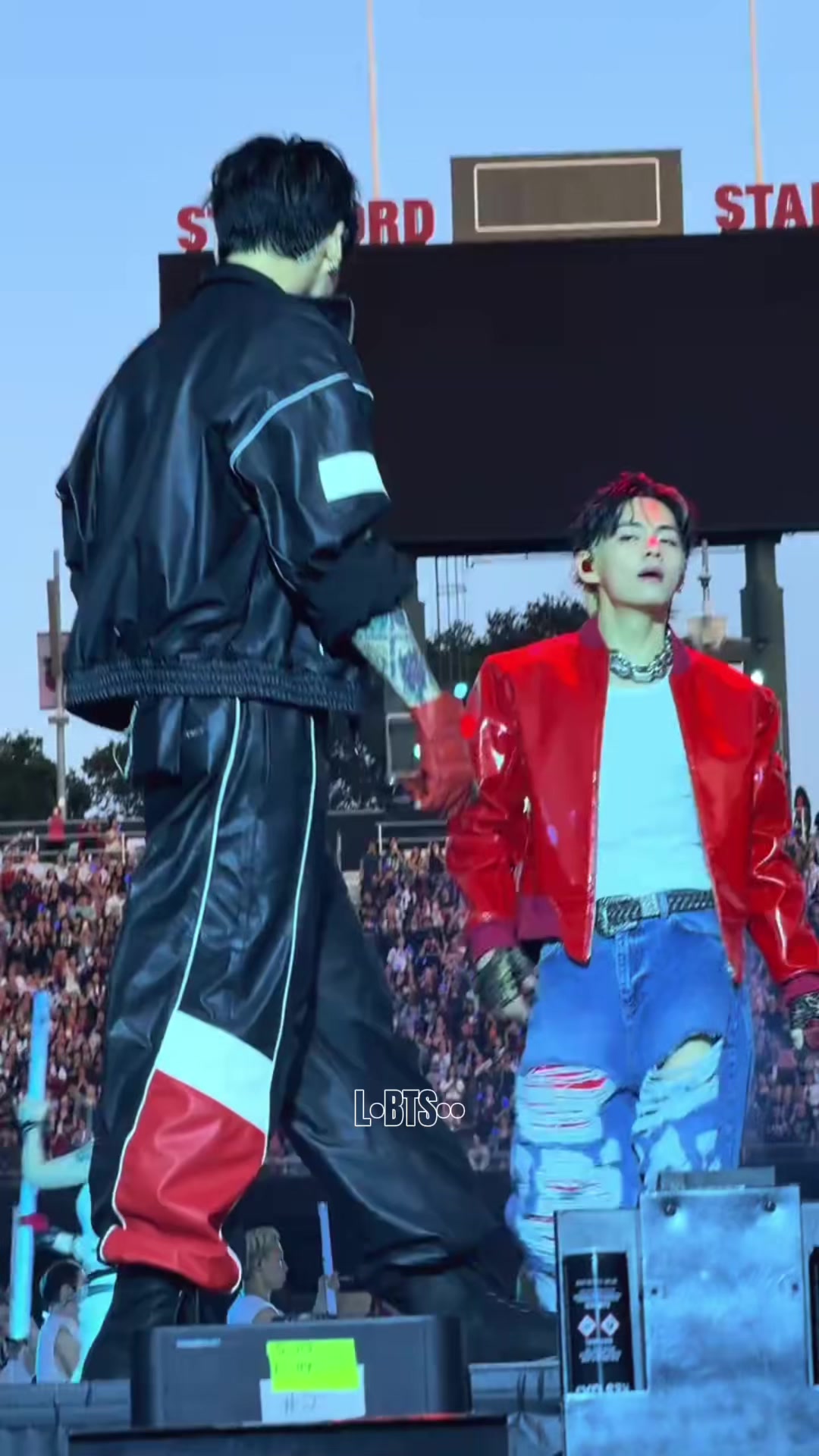 @L°BTS°°