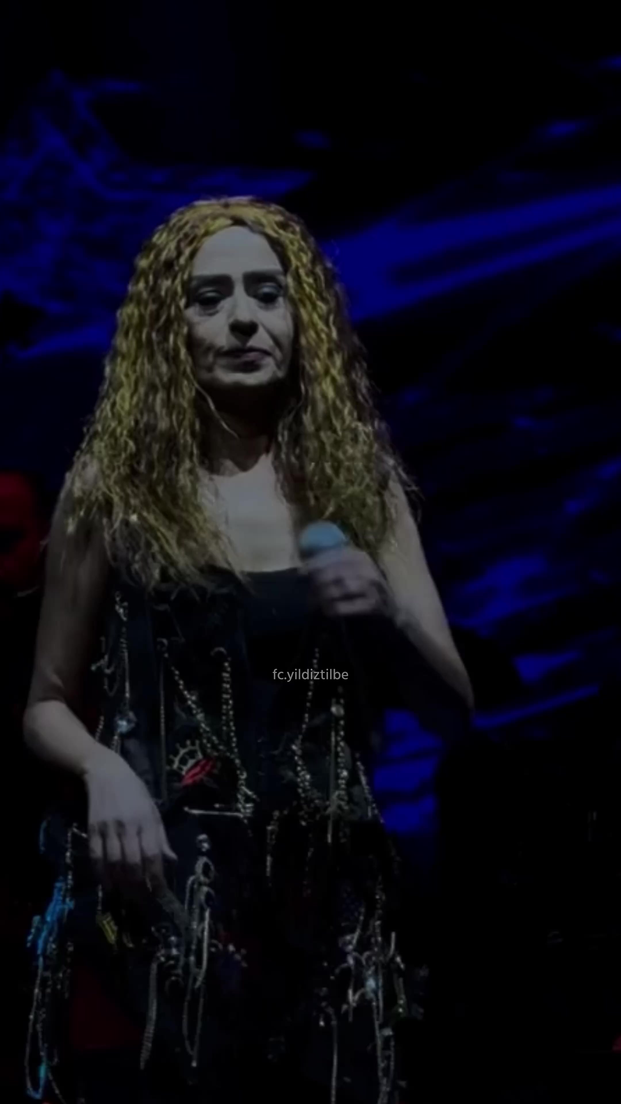 @Yıldız Tilbe