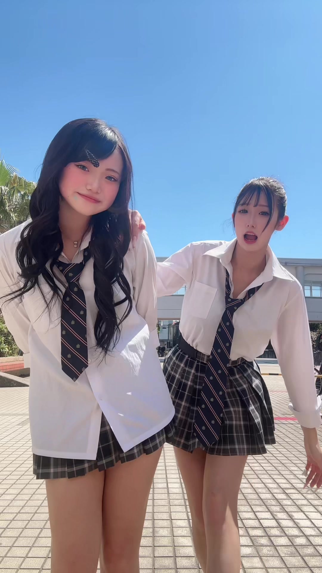 @えま