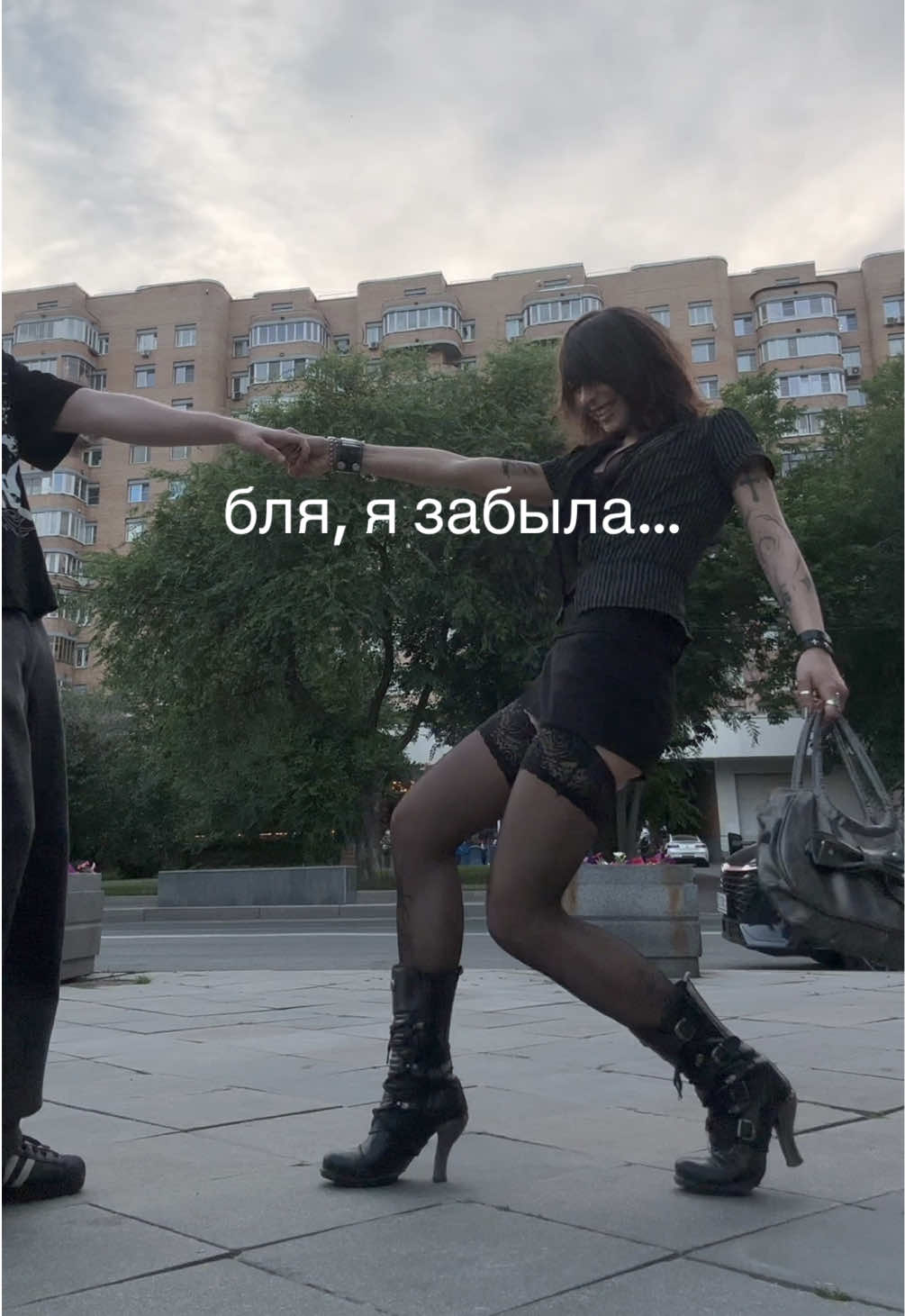 @лола сдохла