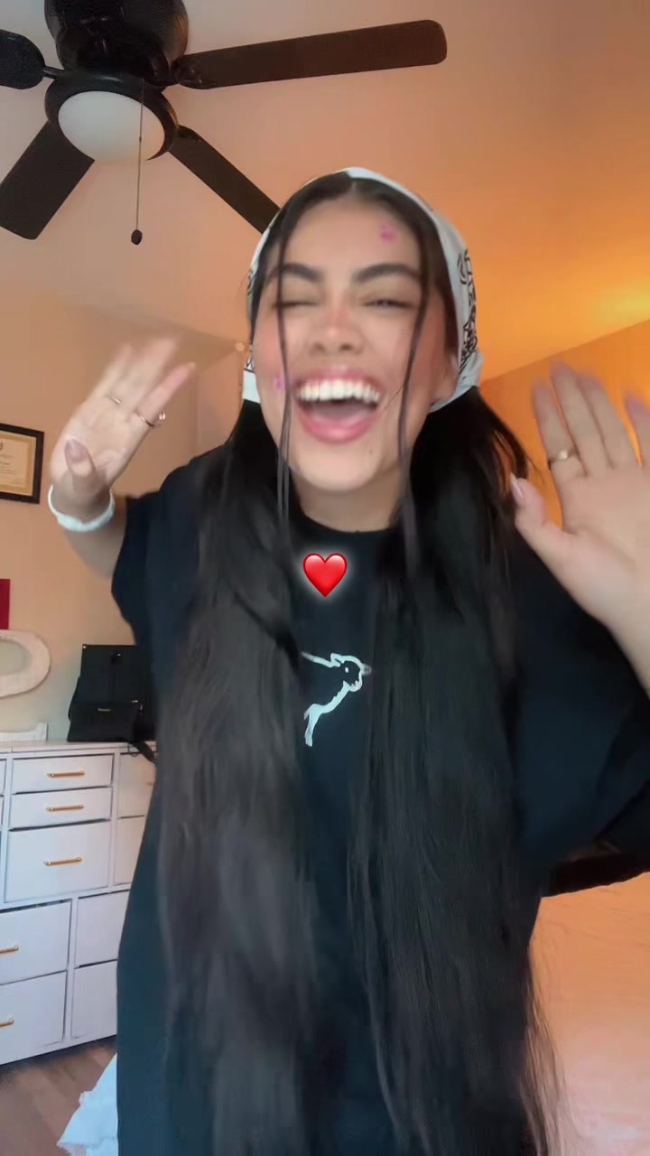 @SANTI 👑
