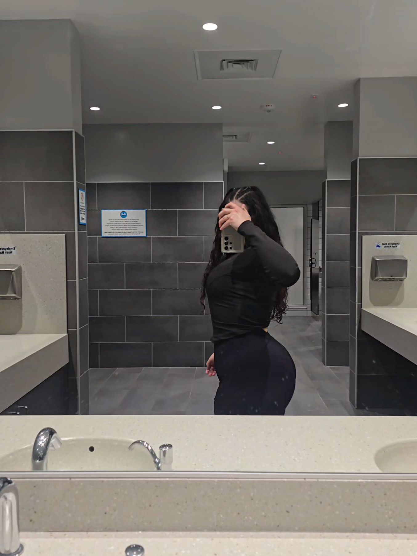 @Kathy Cantú