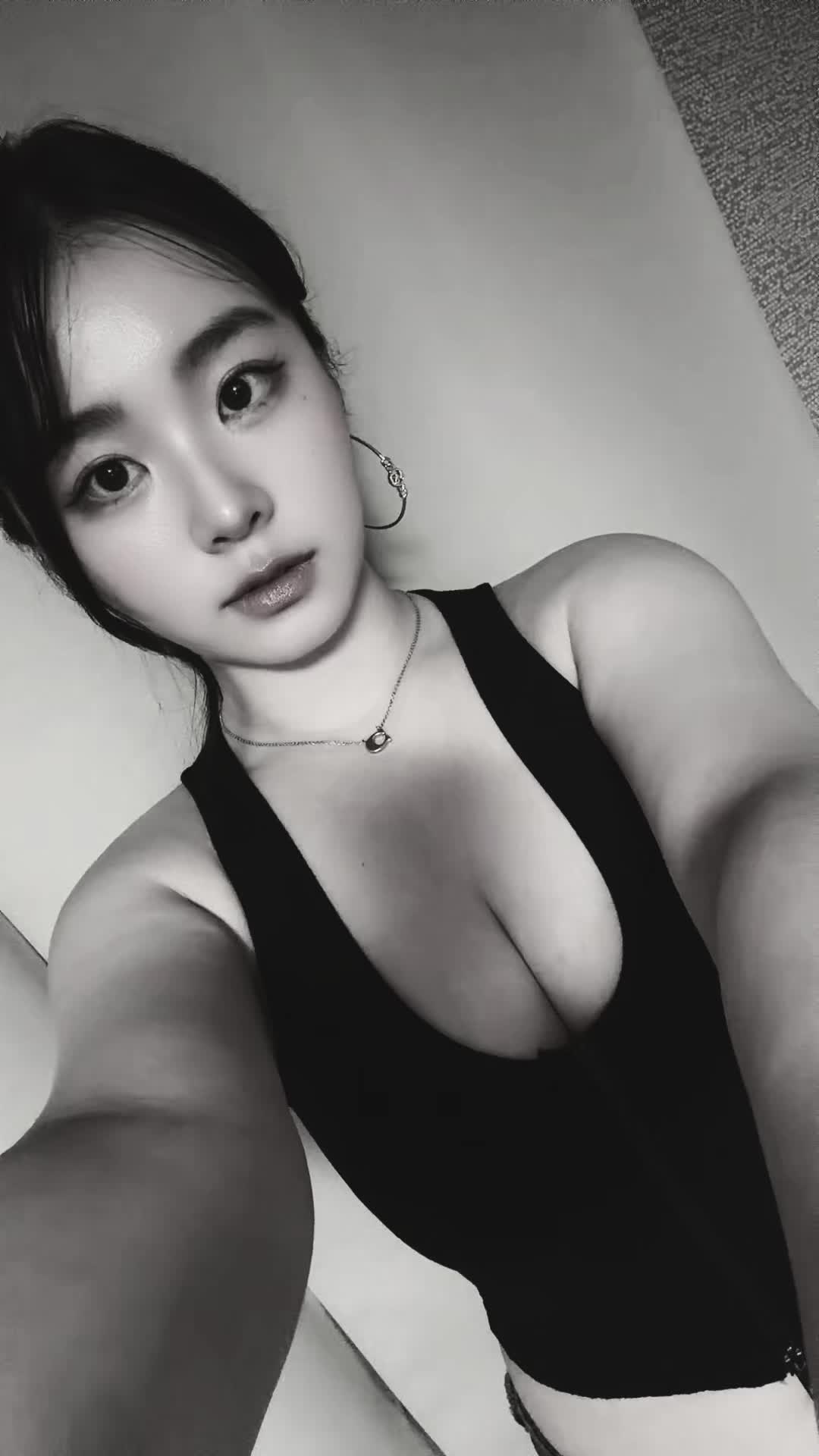 @Sallita
