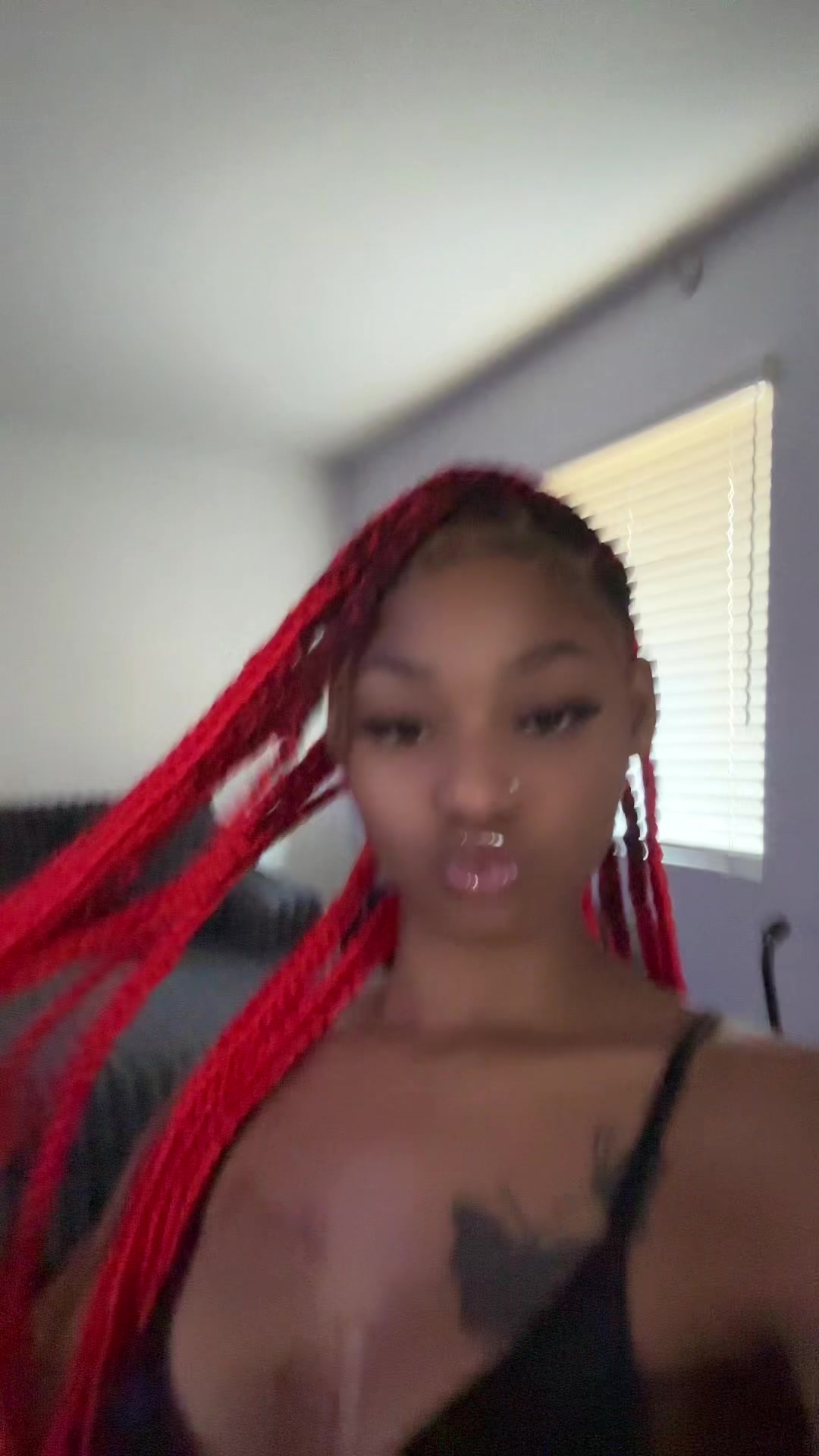 @yofavorite_LightBright🤍😫