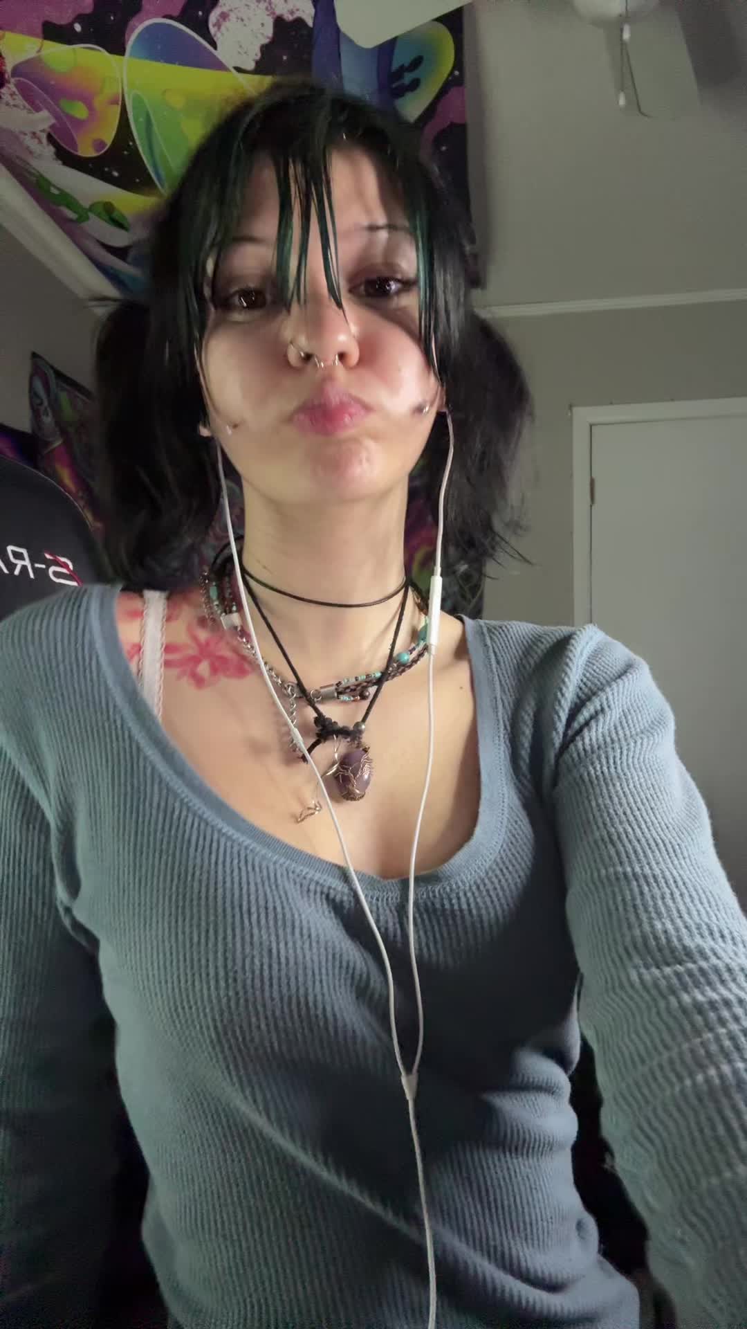 @hi