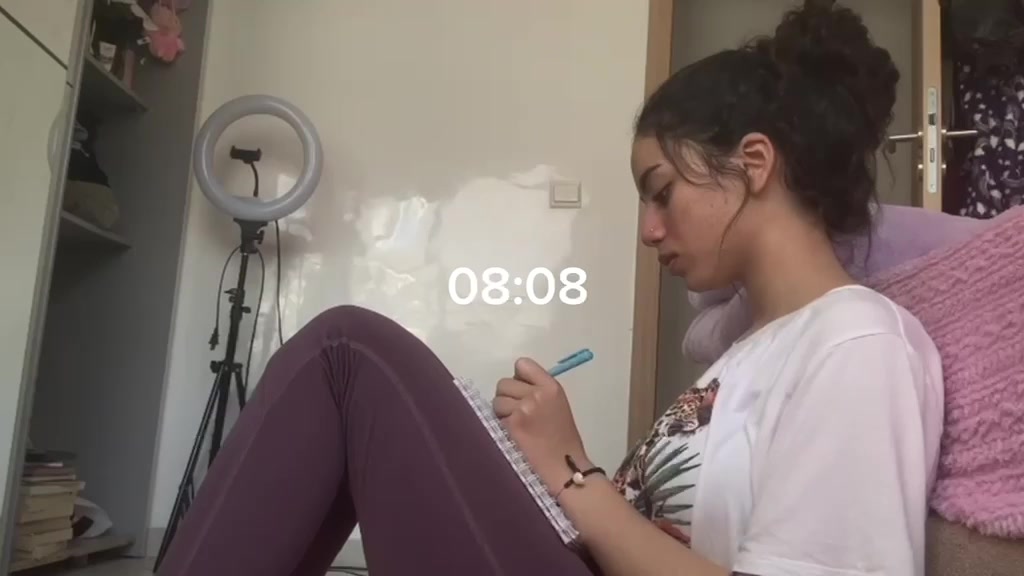 @Iconic_abeer