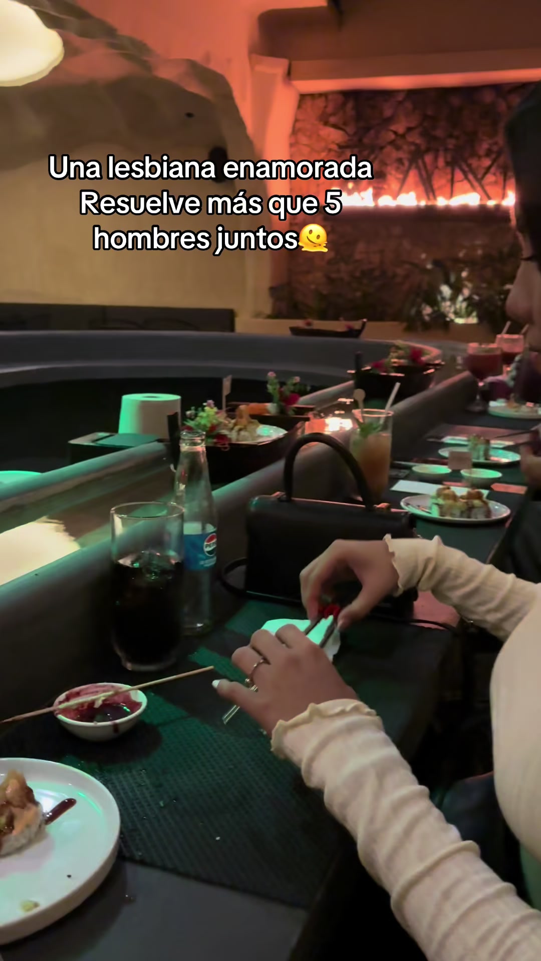 @Camiagudeloc