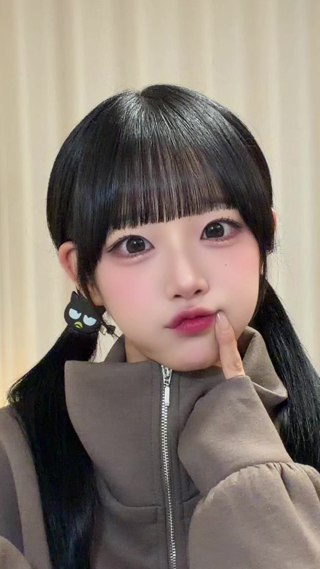 @점니