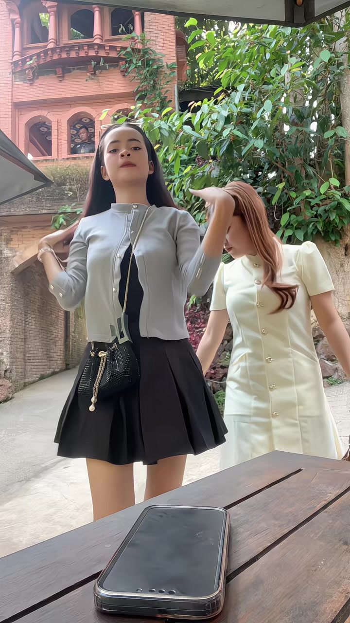 @Deaaprlia09
