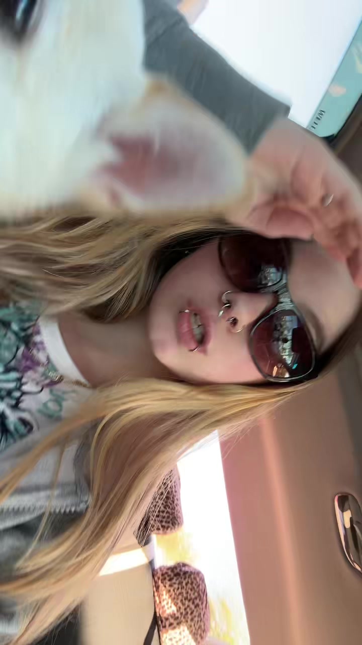 @dollface