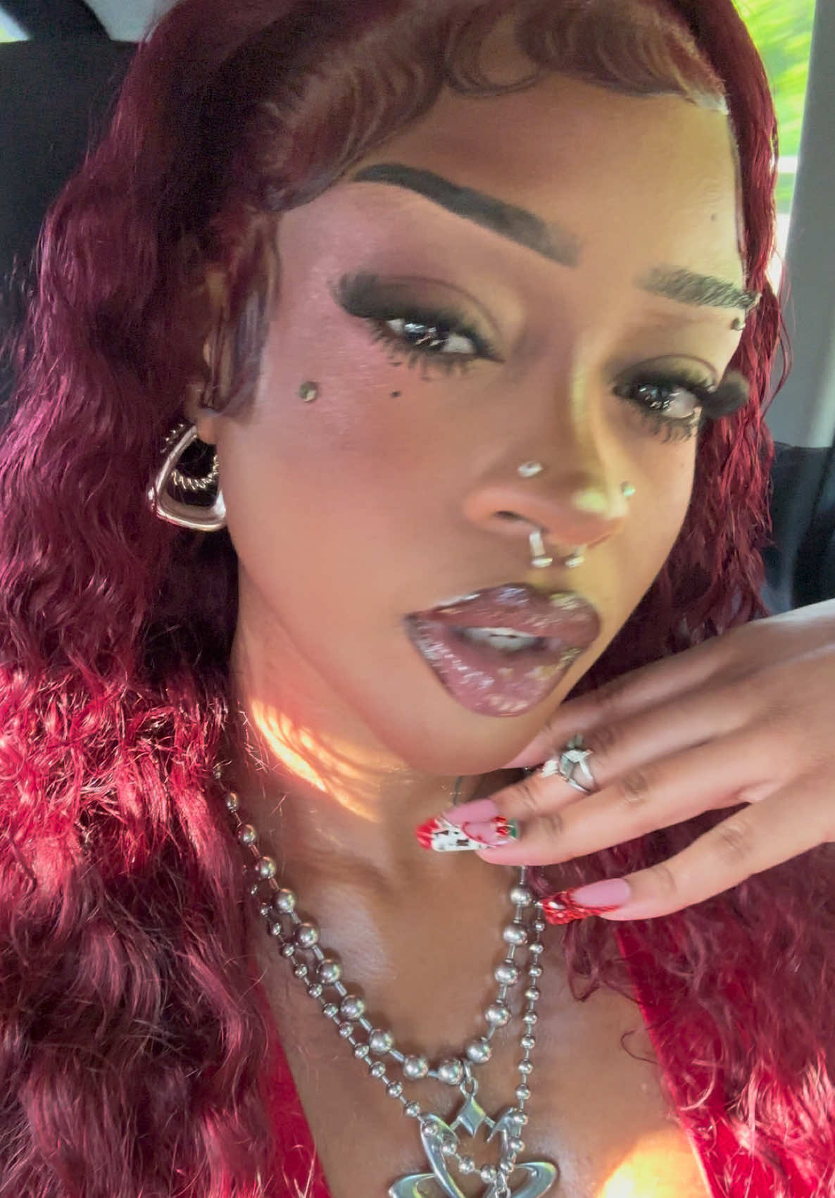 @himynamesunsirae