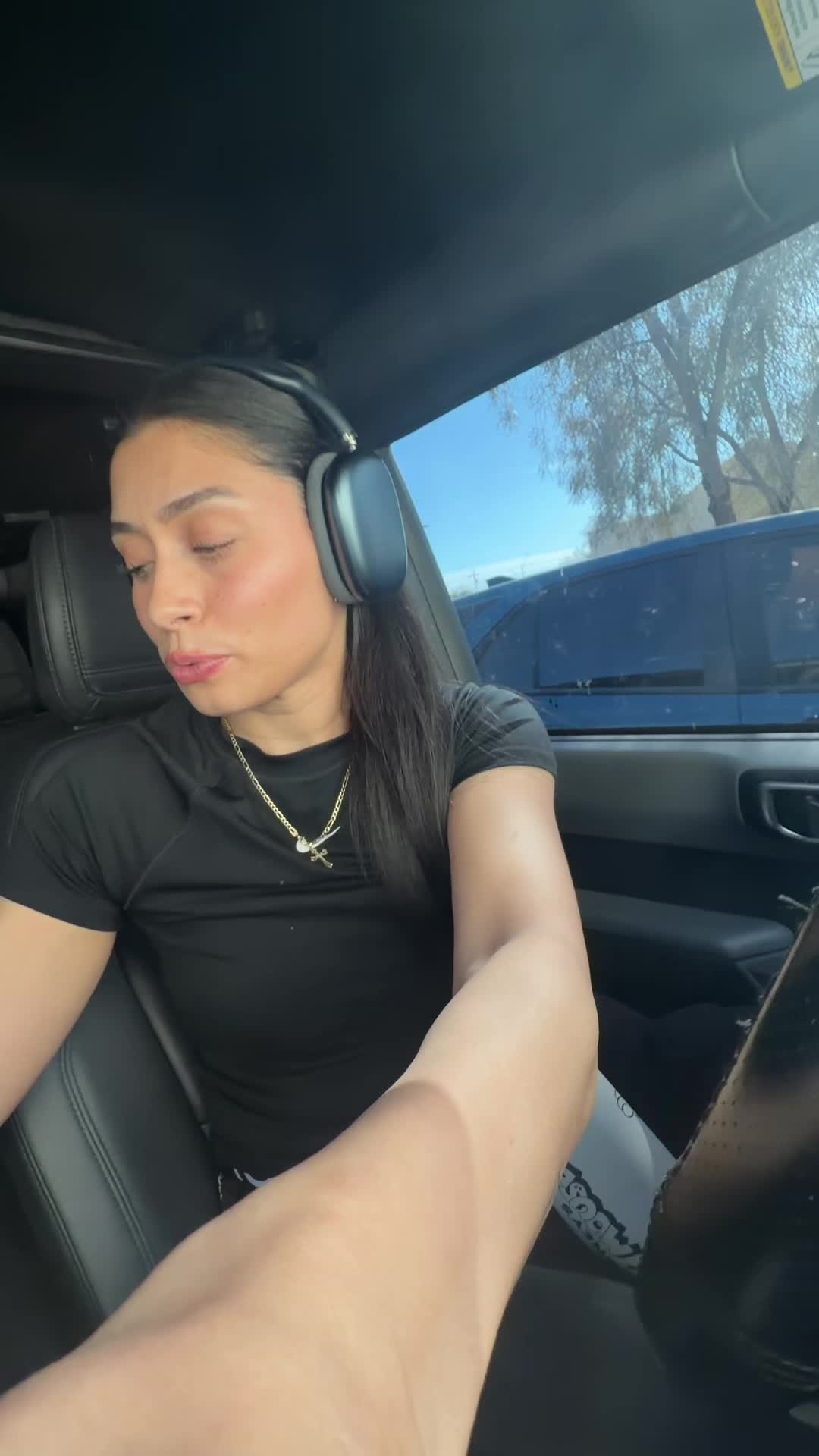 @Stephanie Cordova562