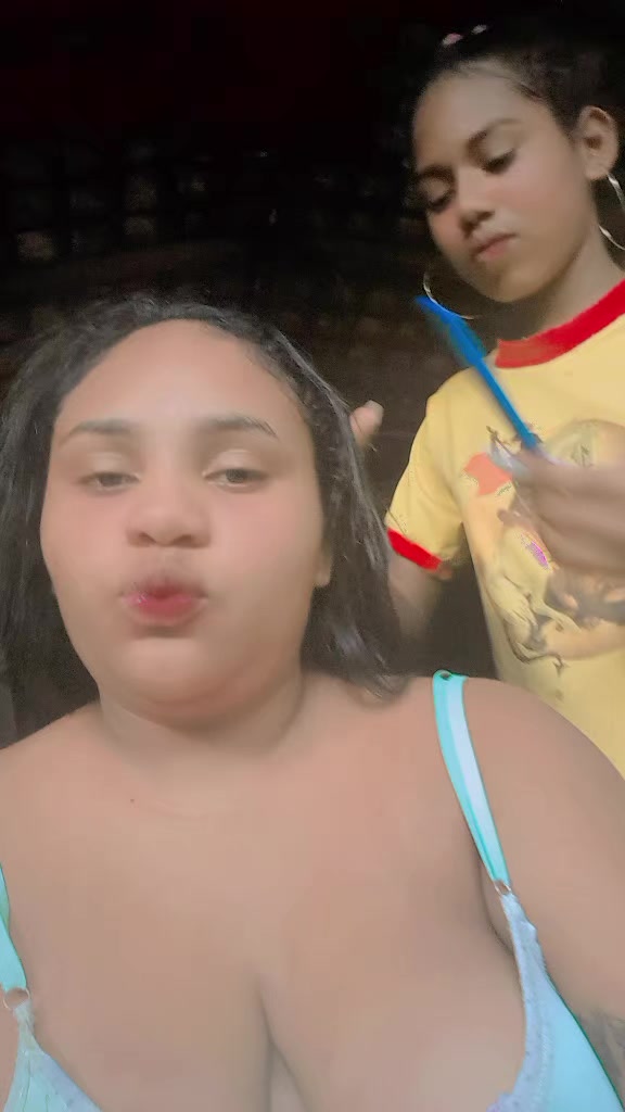 @morena dos cachos ๐ฉ๐น