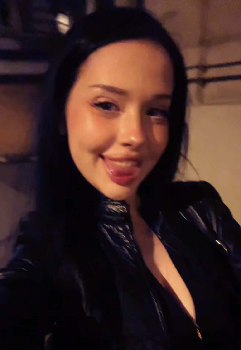 @ulian&auml;