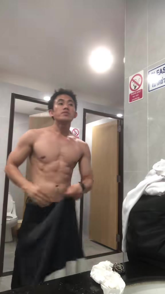 @Iambryanadlaon