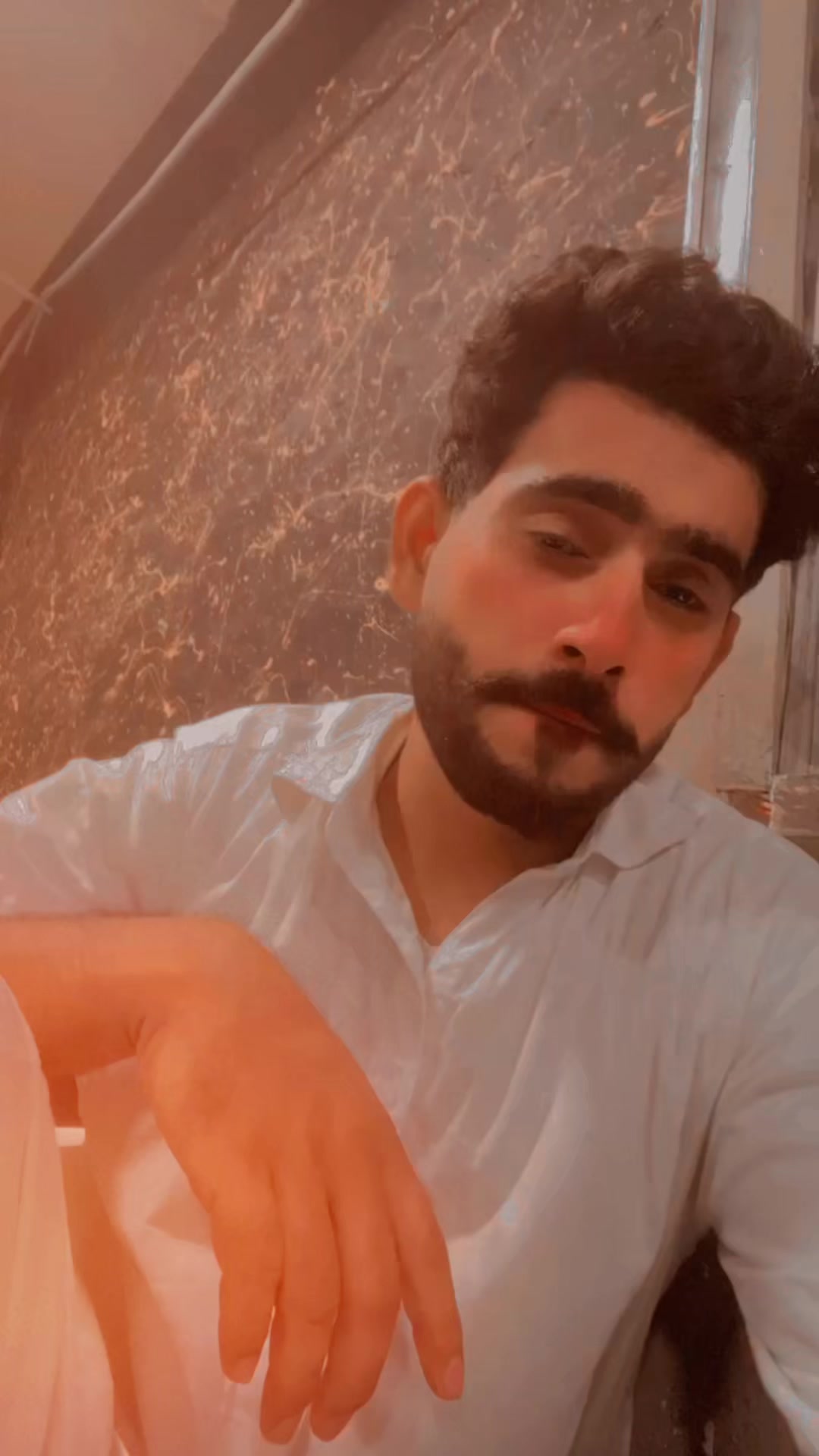 @Mughal king ๐