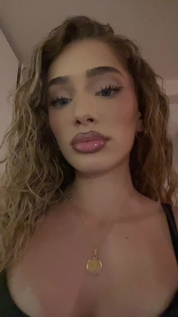 @oolisashabani