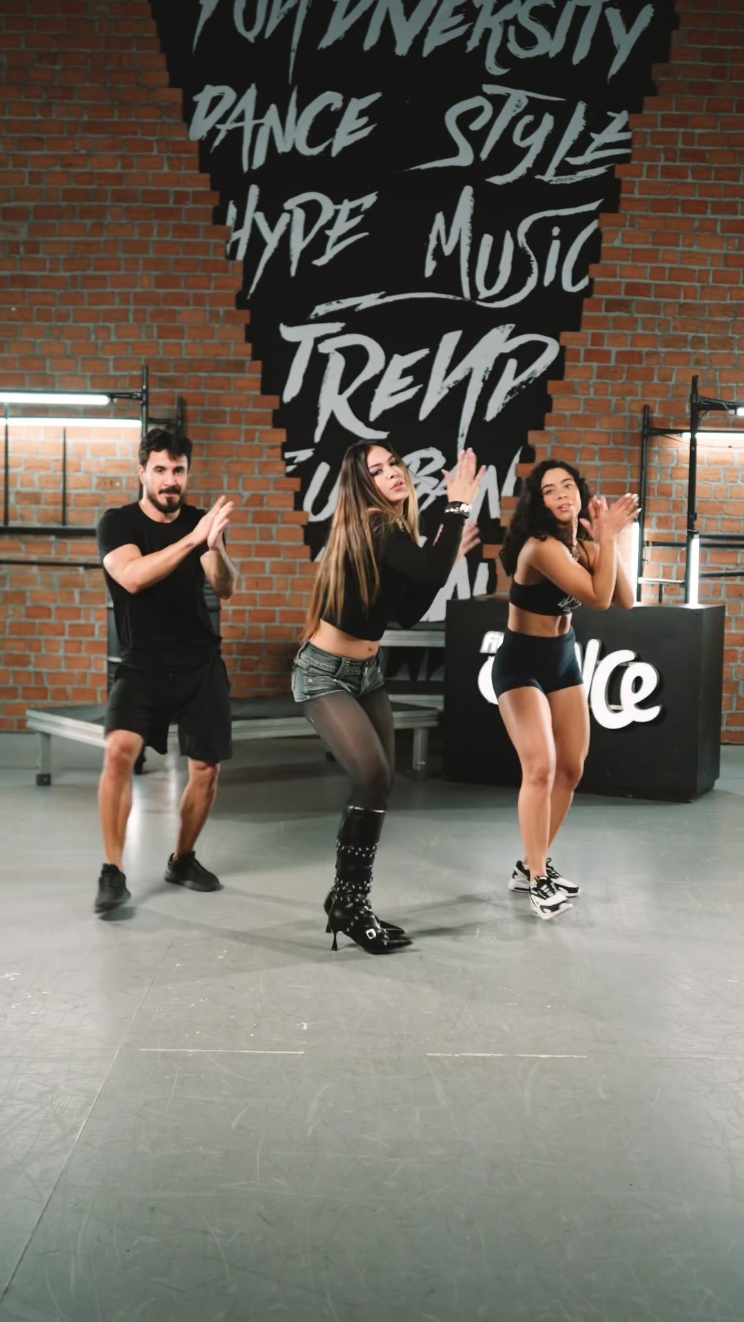 @FitDance