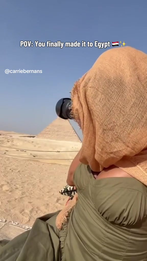 @travelwithcarrie