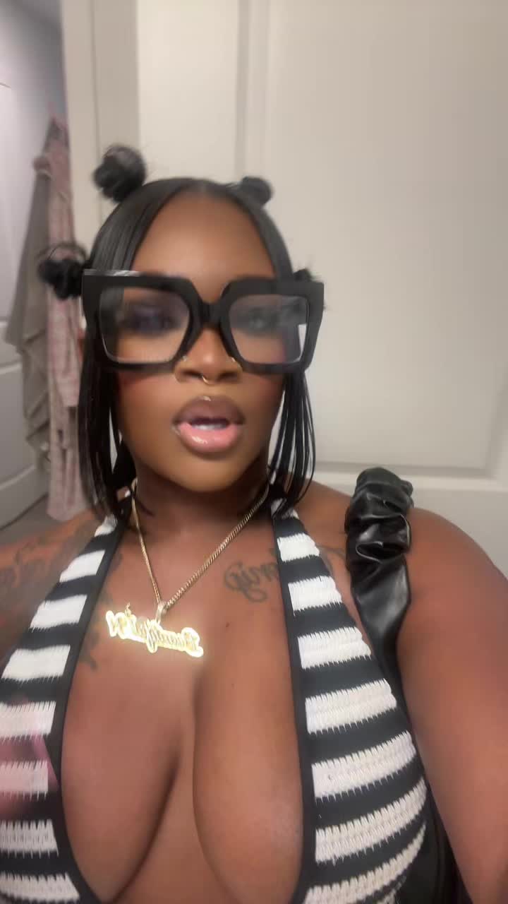 @_BeautifulHustler