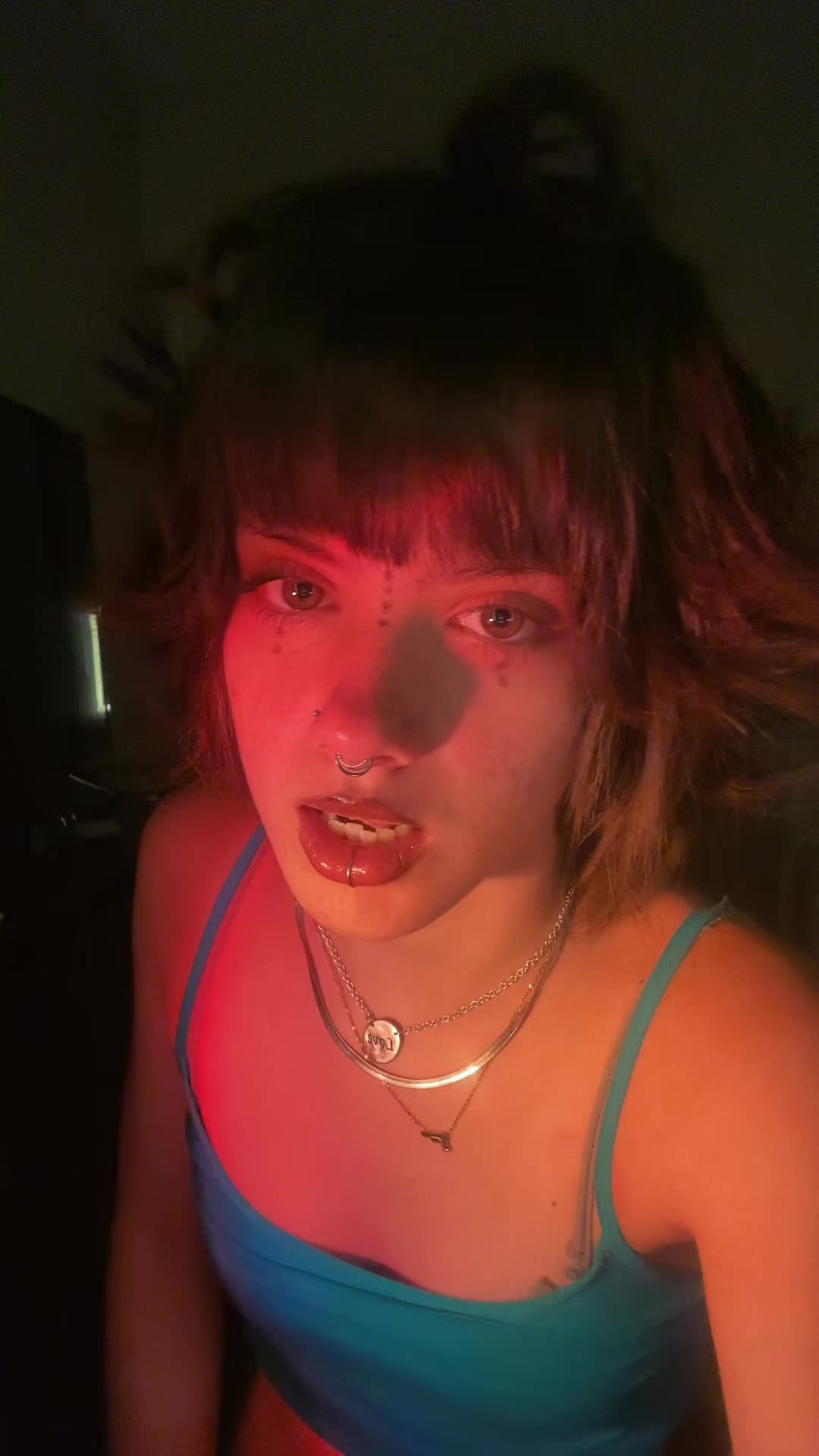 @llyla404