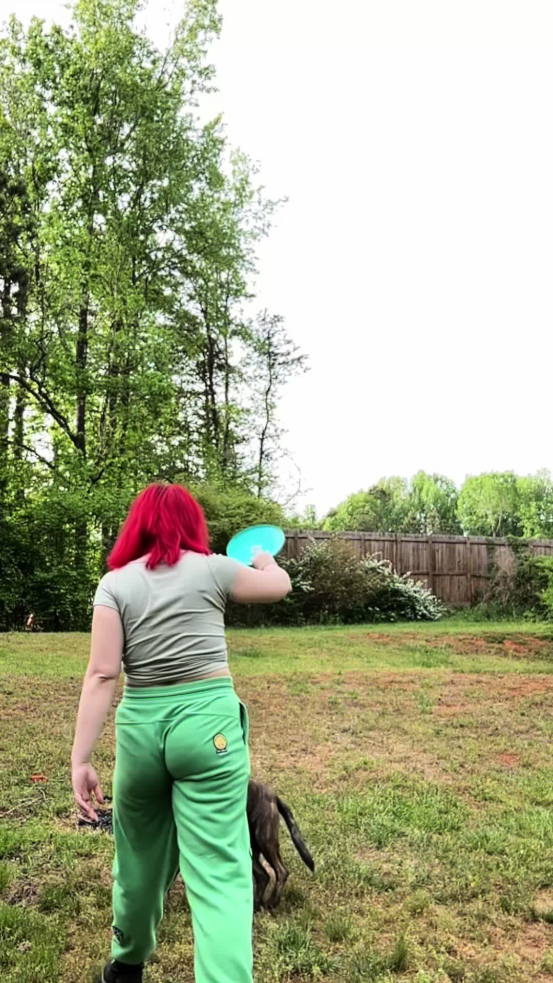 @hauntinglyradgirl
