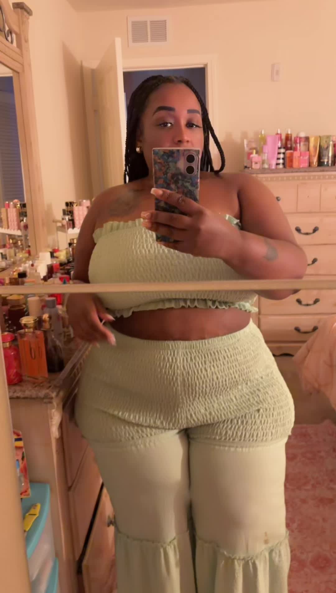 @Niki_Babi💋™️