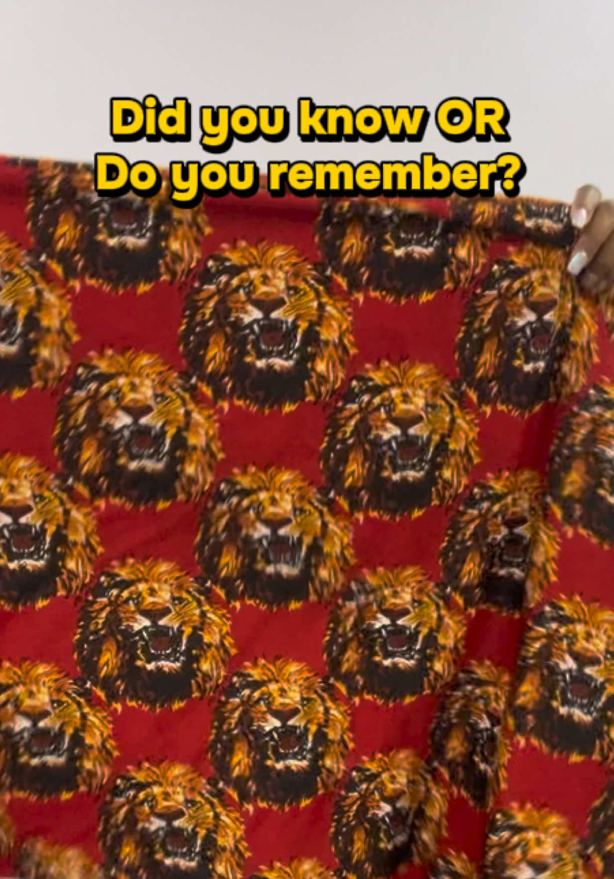 @AFRICAN FABRIC/SEWING PATTERNS