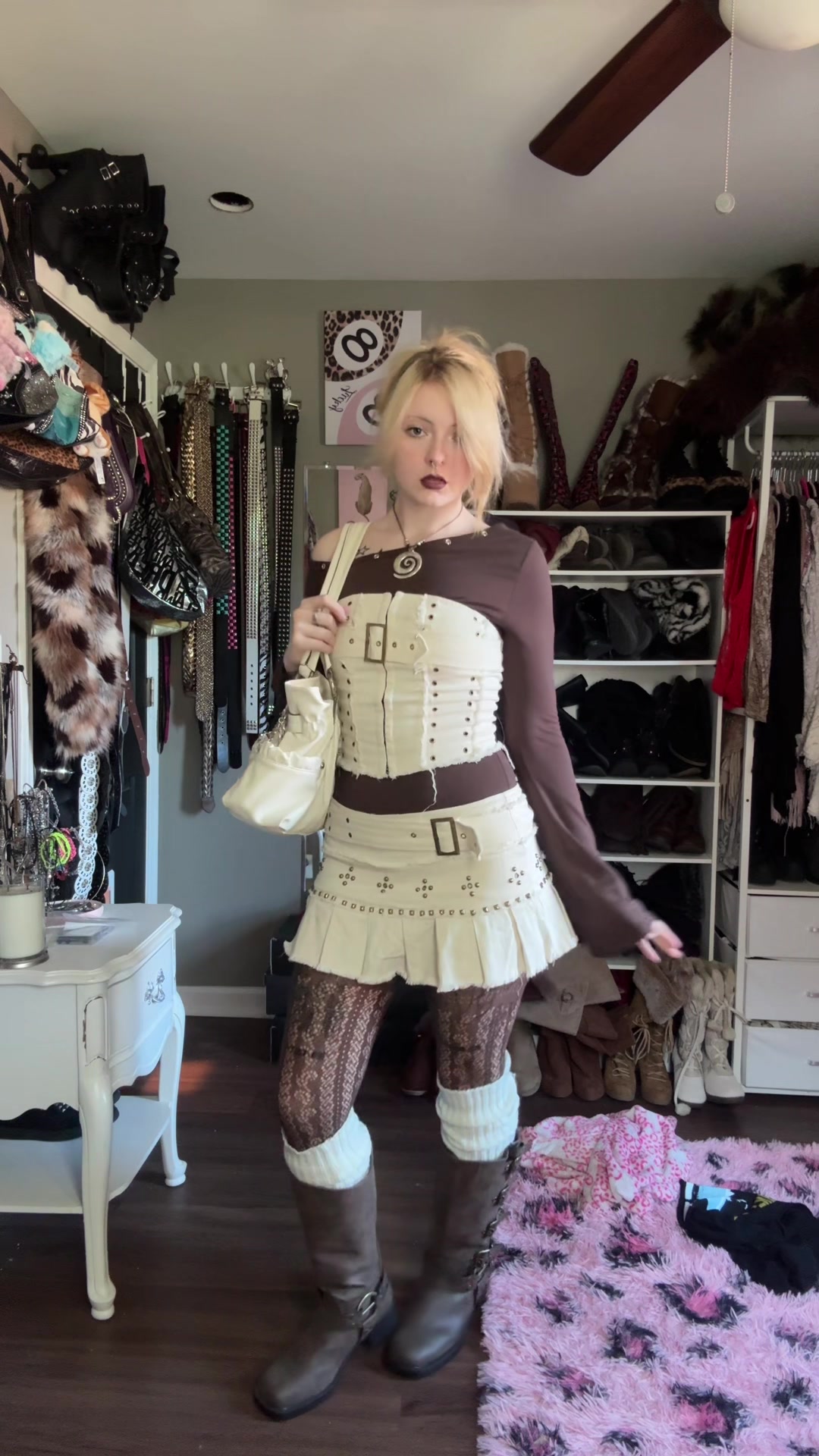 @alexa😋