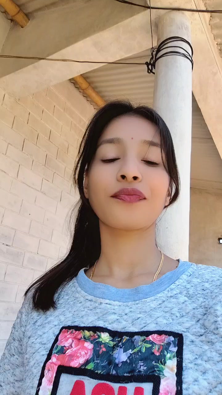 @Sanvee_🖤🦋