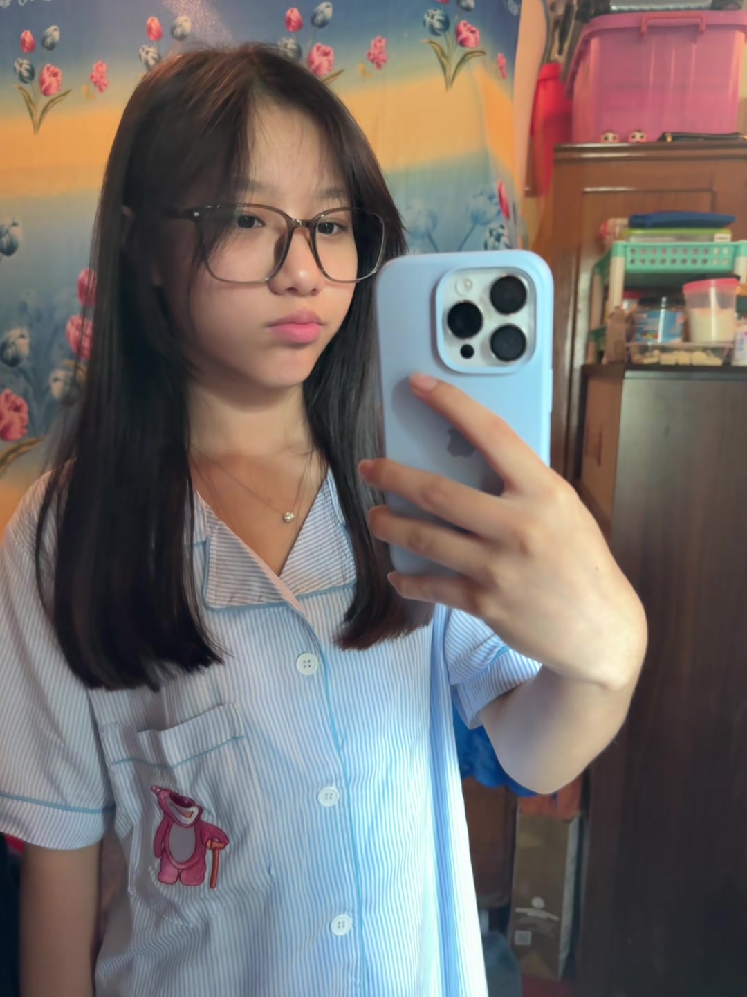 @Ana