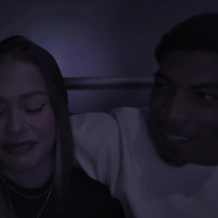 @𝐅𝐨𝐱𝐲𝐳𝐞𝐝𝐢𝐭𝐳👾