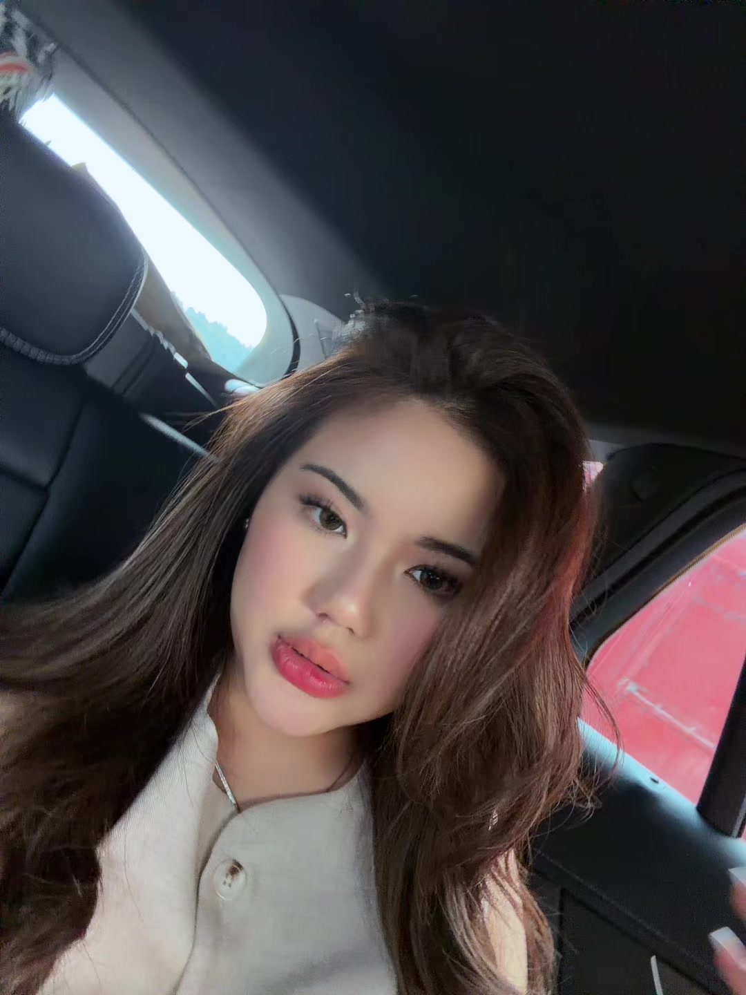 @sal.ey