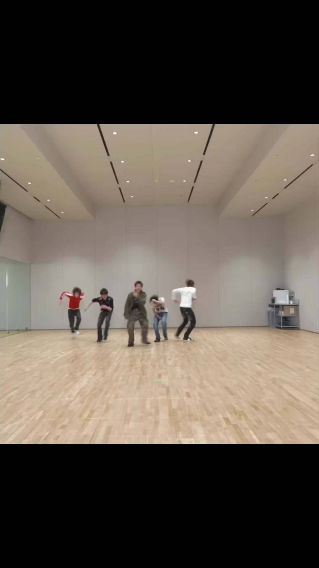 @𑣲 𝓢umi .