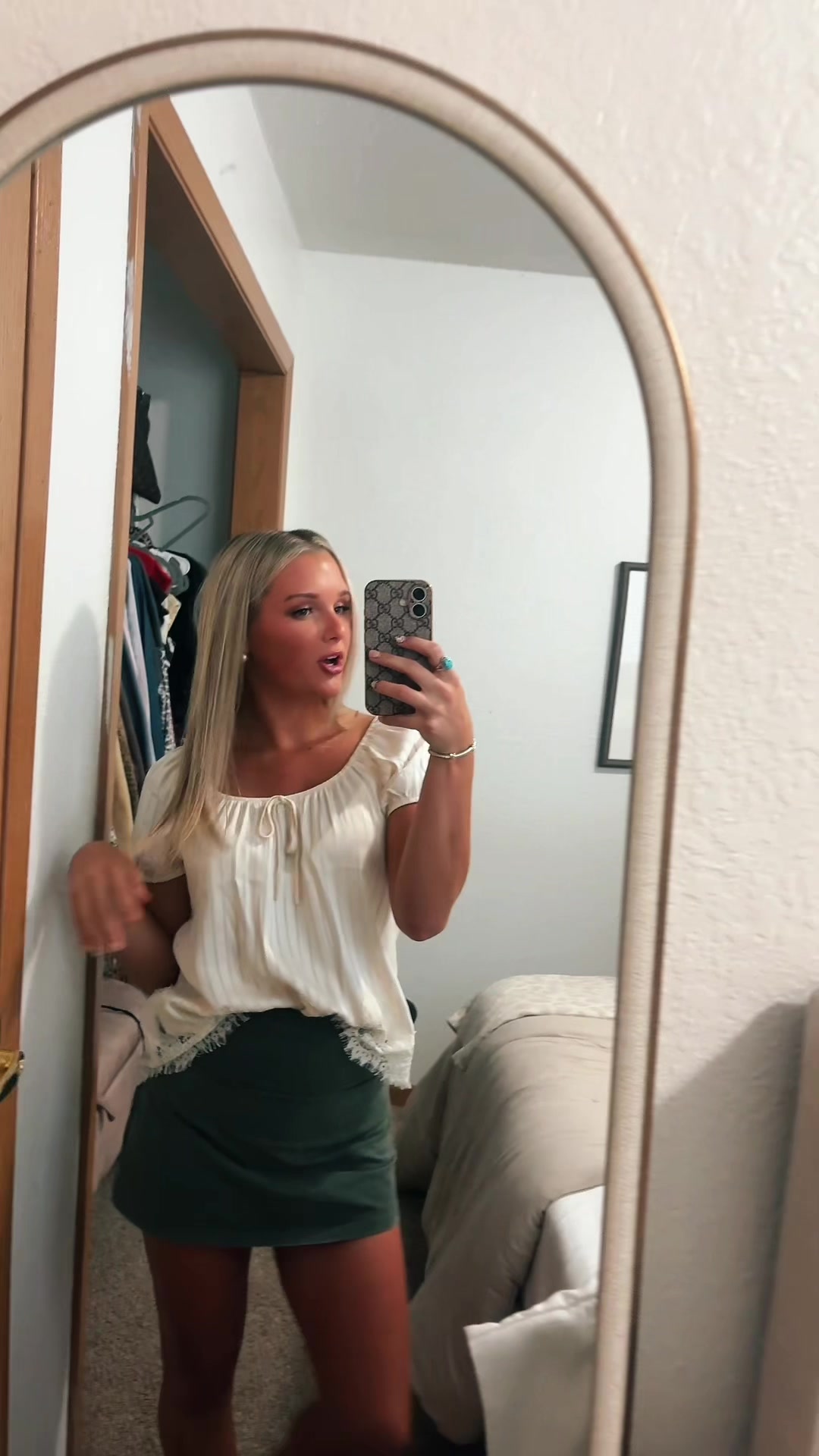 @TAYLOR ROSE⚡️🦓