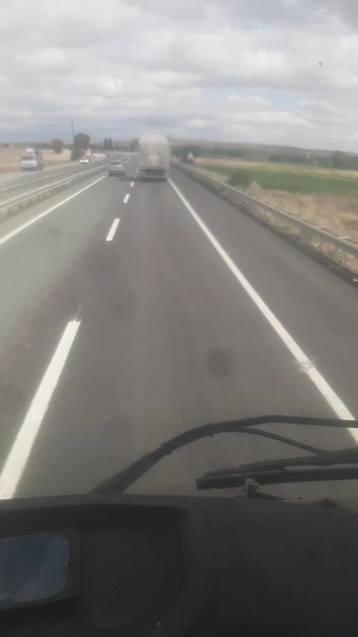 @unal ayhan