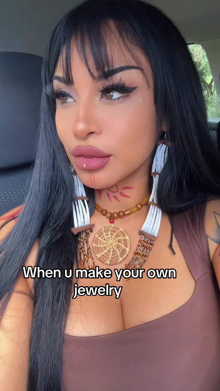 @𝐓𝐄𝐄 💋