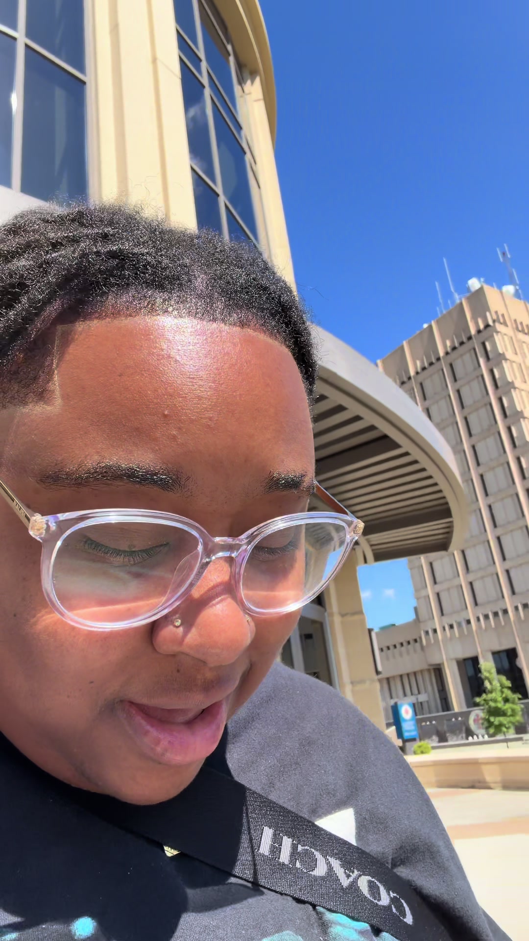 @Devvie ⚢