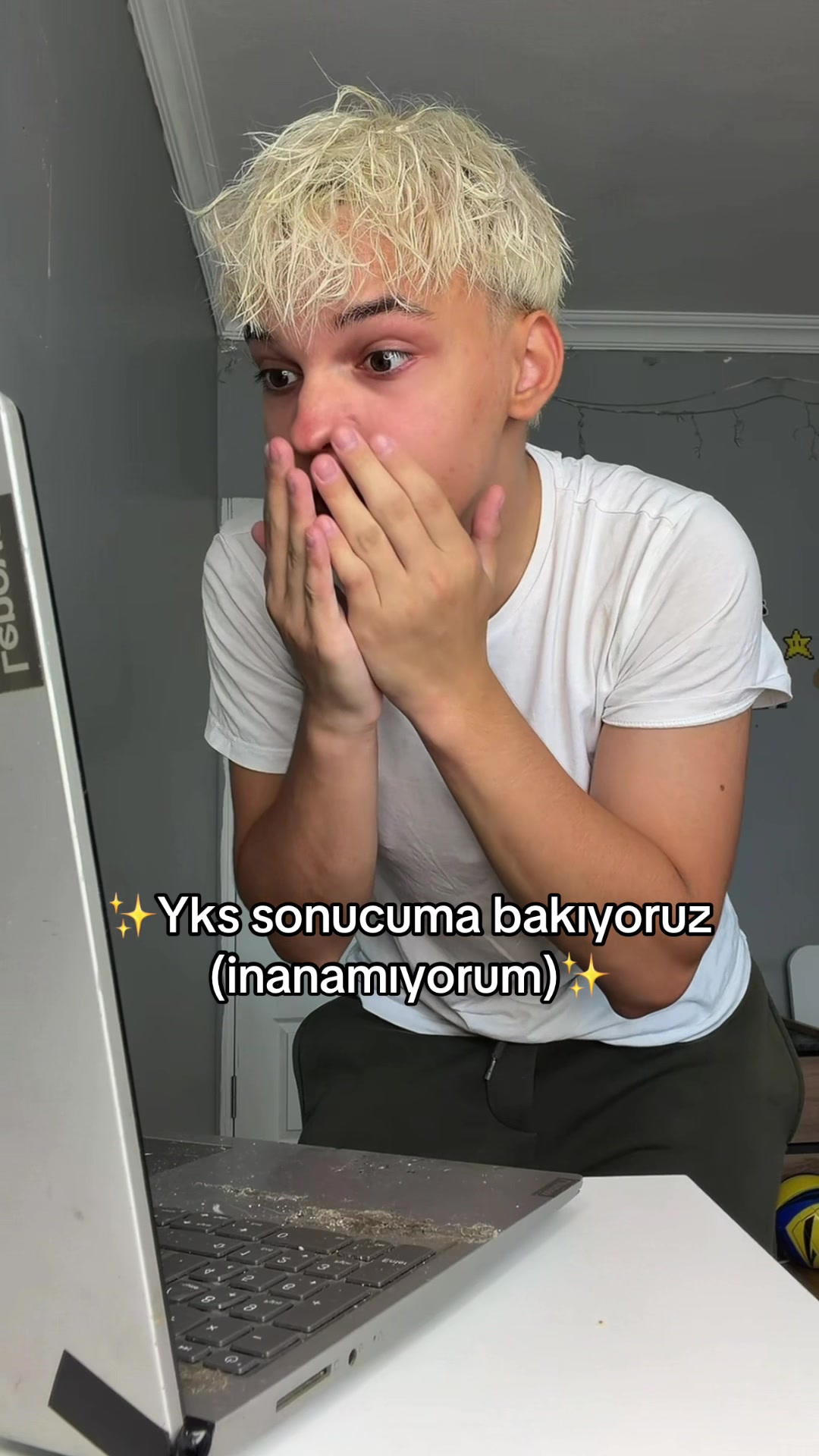 @𝑬𝒎𝒓𝒆 ☆