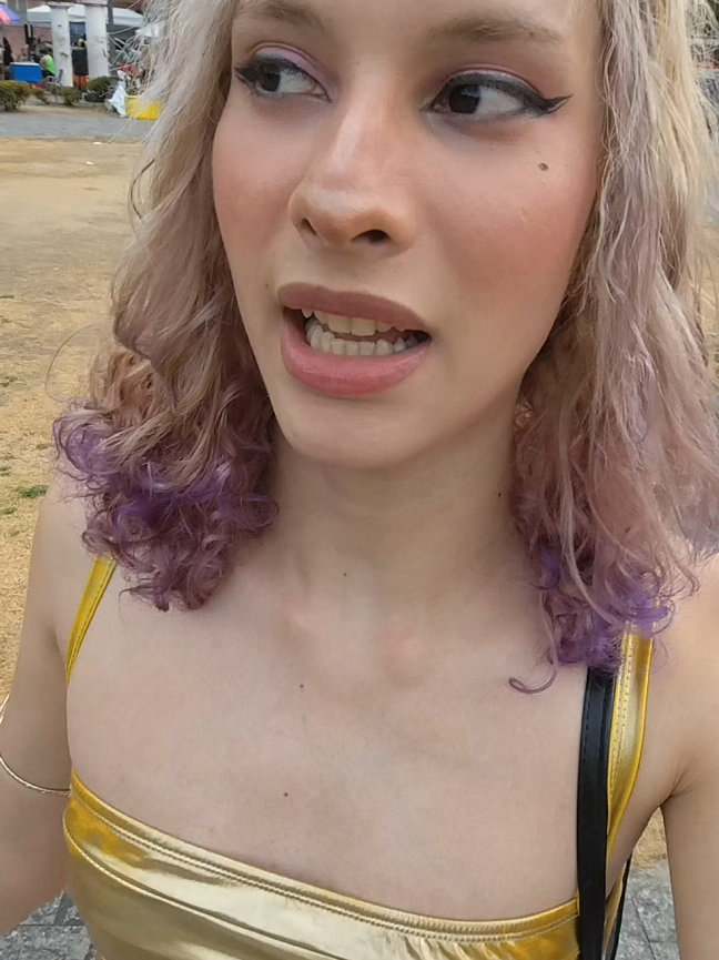 @julia