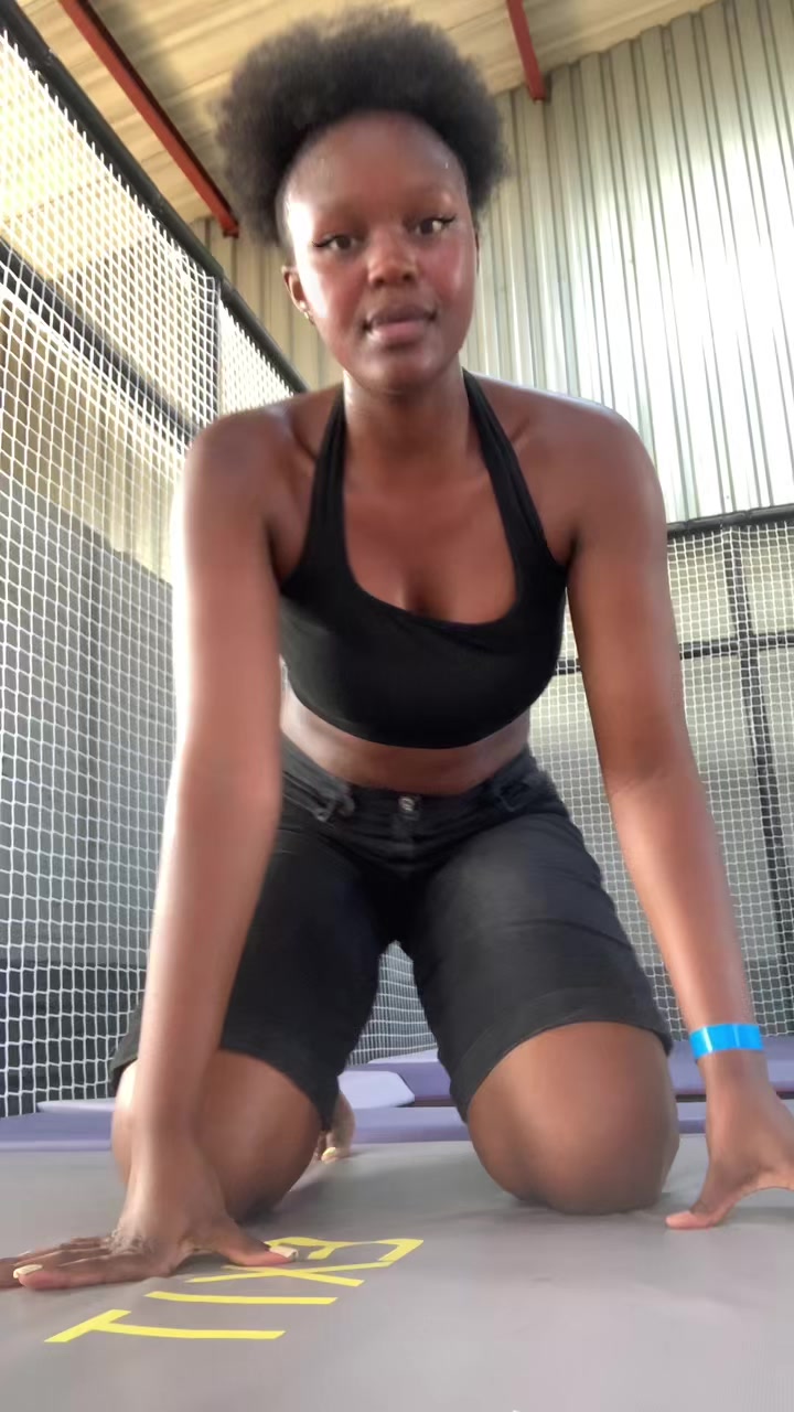 @simmy_moloi