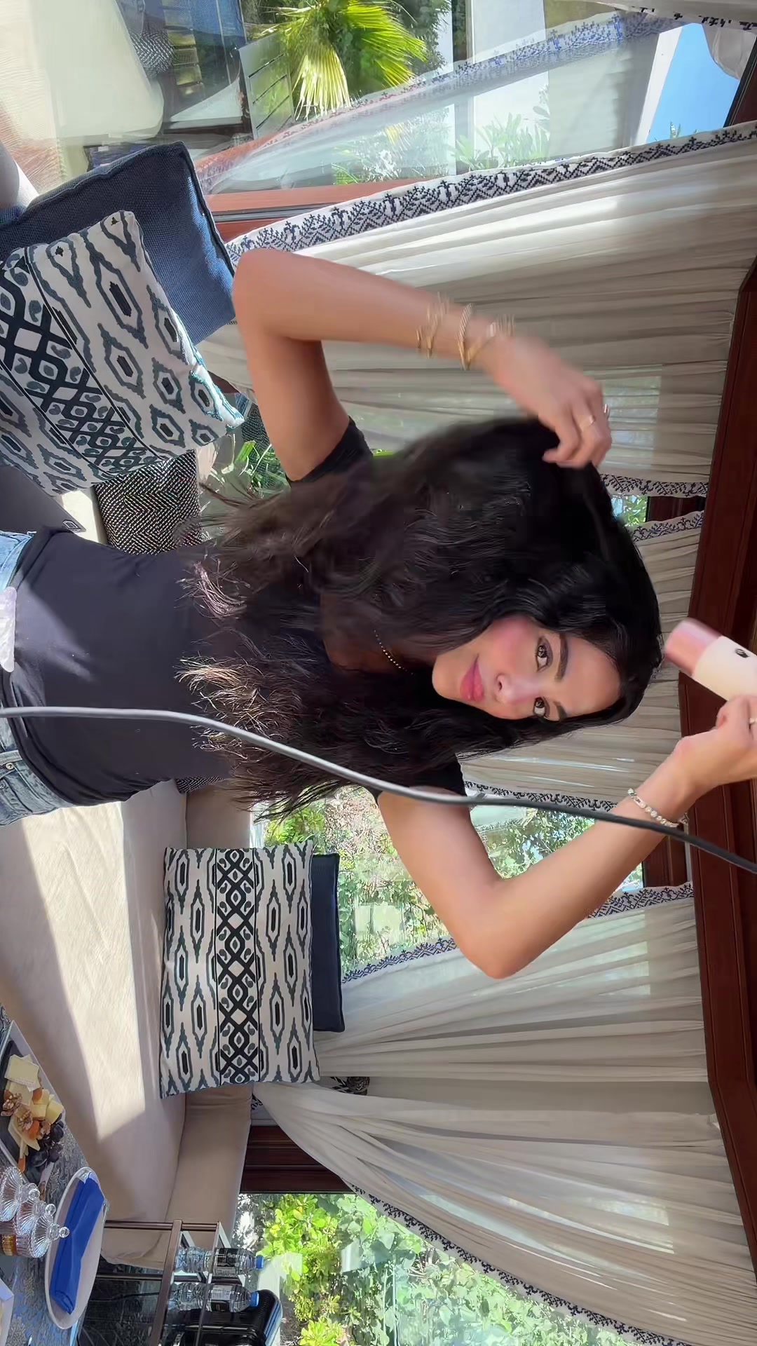 @Mira🍒