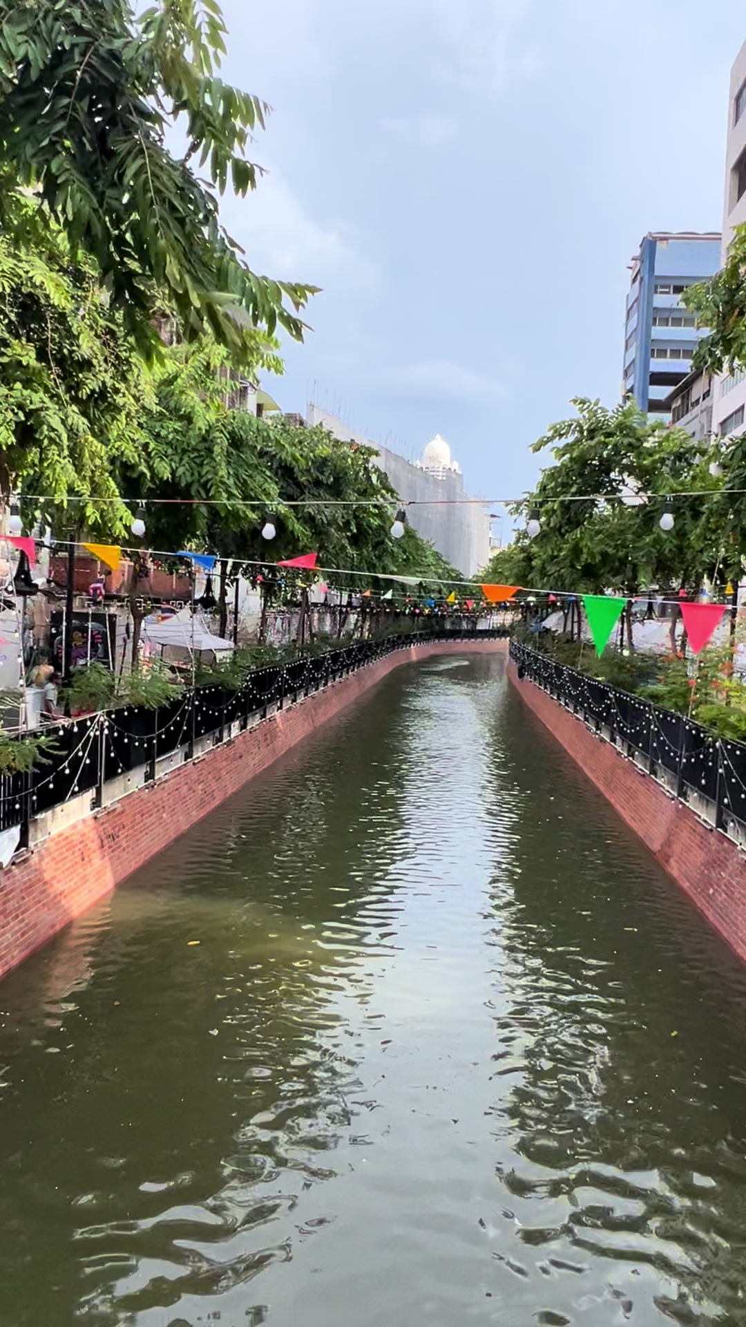 @ลีโอพาเที่ยวพากิน
