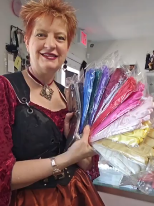 @Faery Ball / Treasures Market