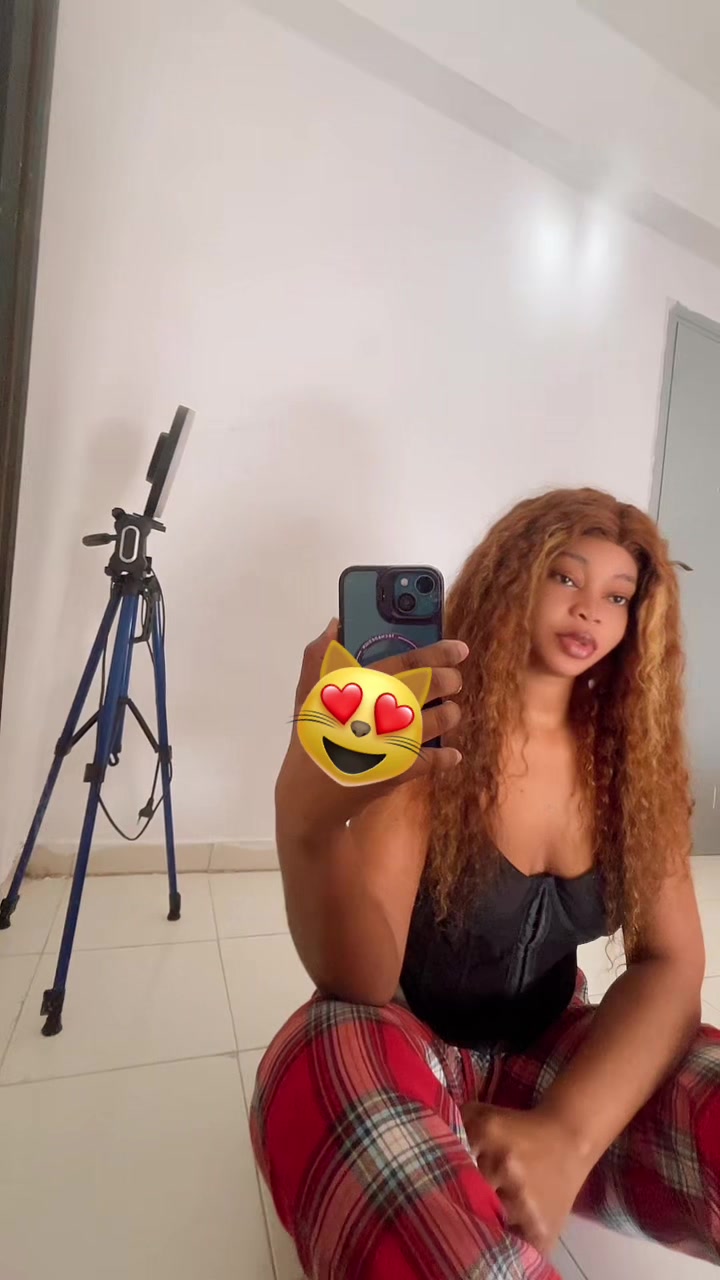 @MARIA🧸🇬🇳