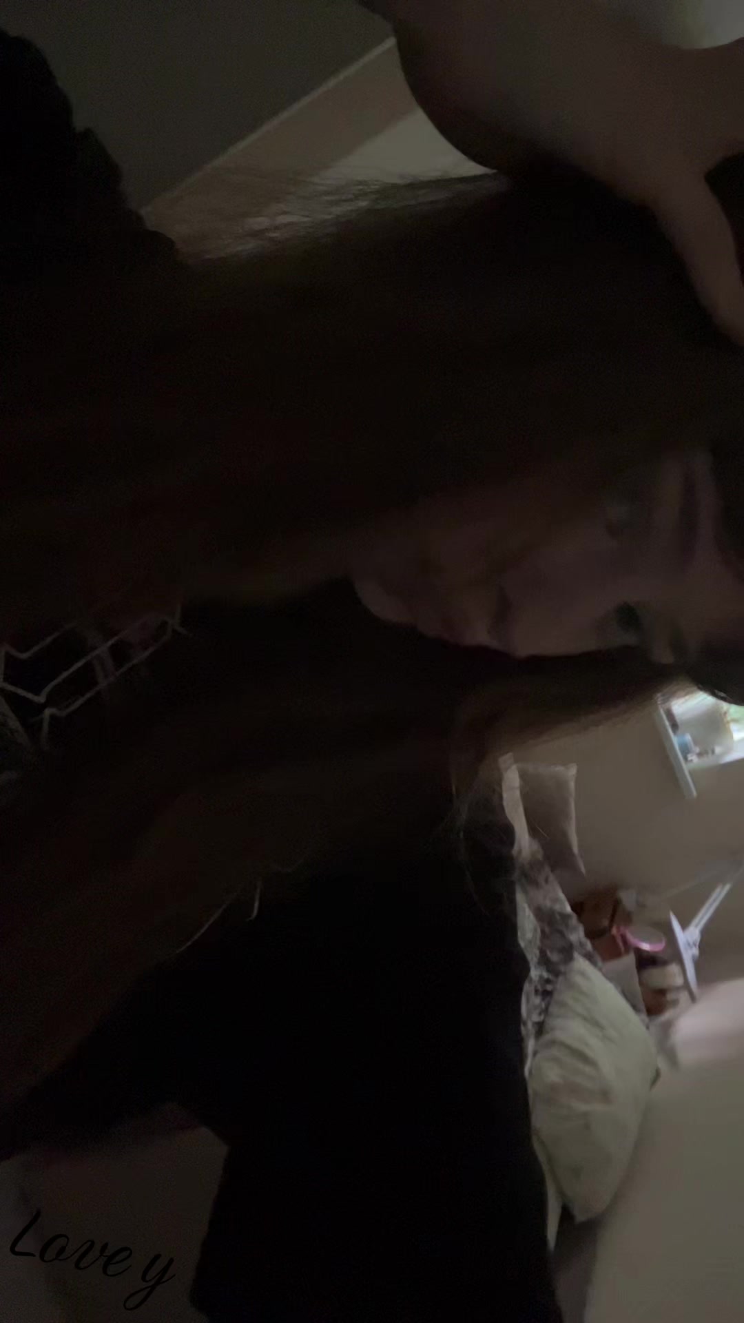 @GL0my