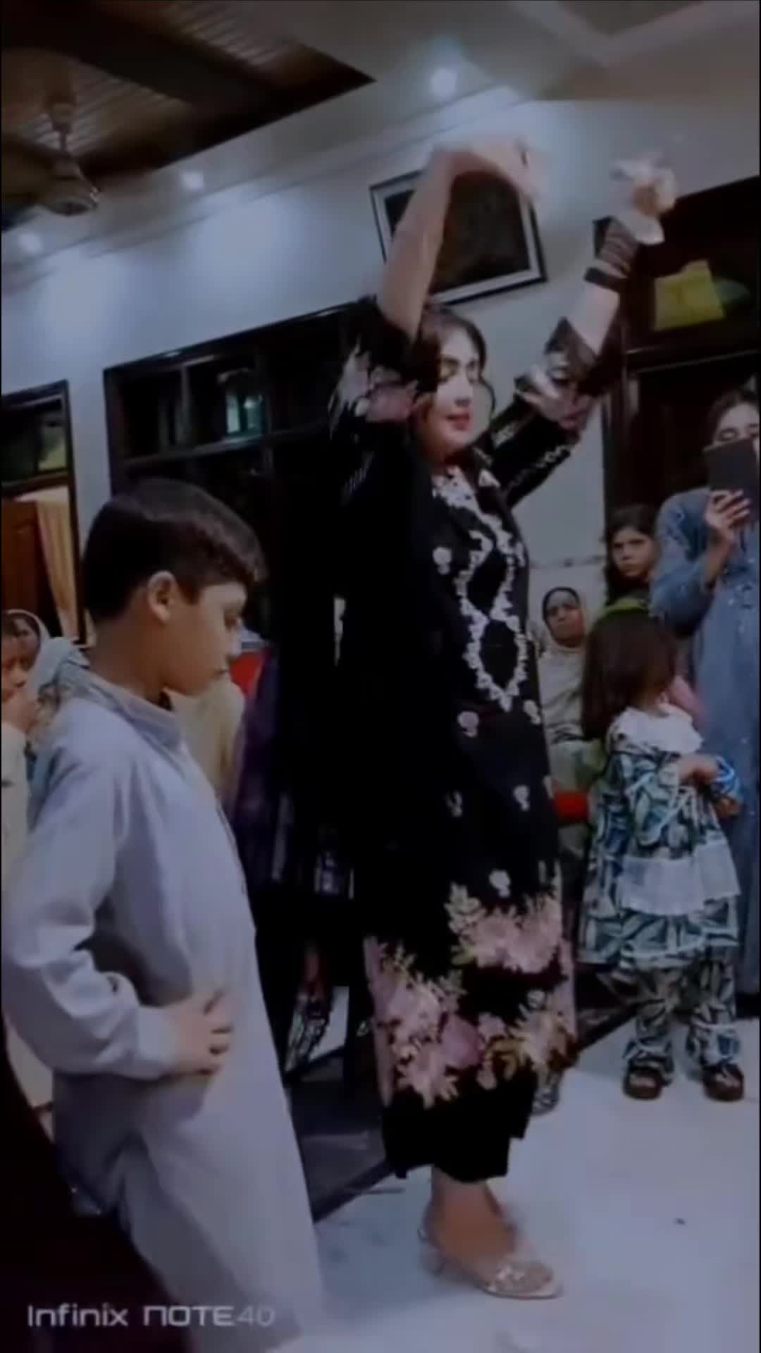 @🇦🇫 🌸 ښُکلا سَهار 🌸 🇺🇸