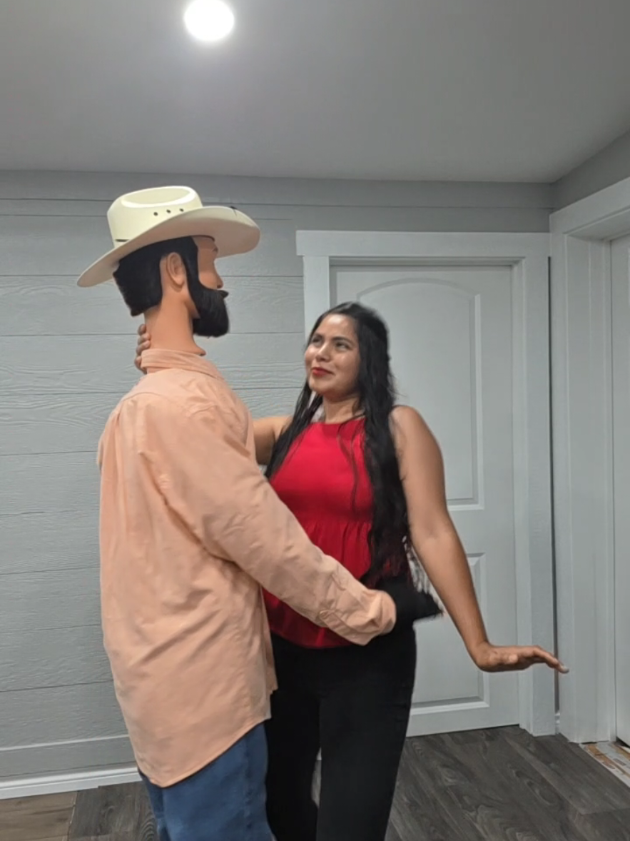 @Karen Castillo
